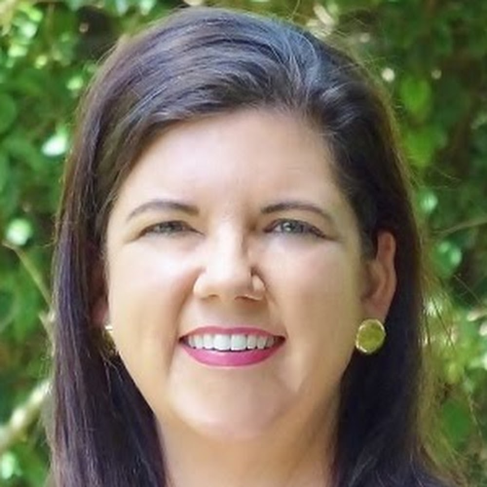Meet your Posher, Cece